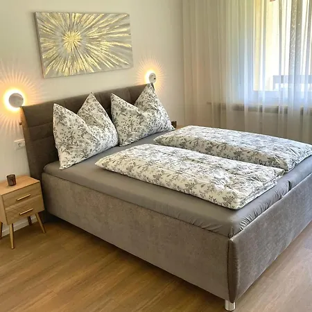 Garden Pool Apartament *