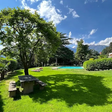 Garden Pool *