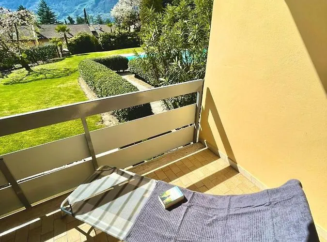 Garden Pool * Merano